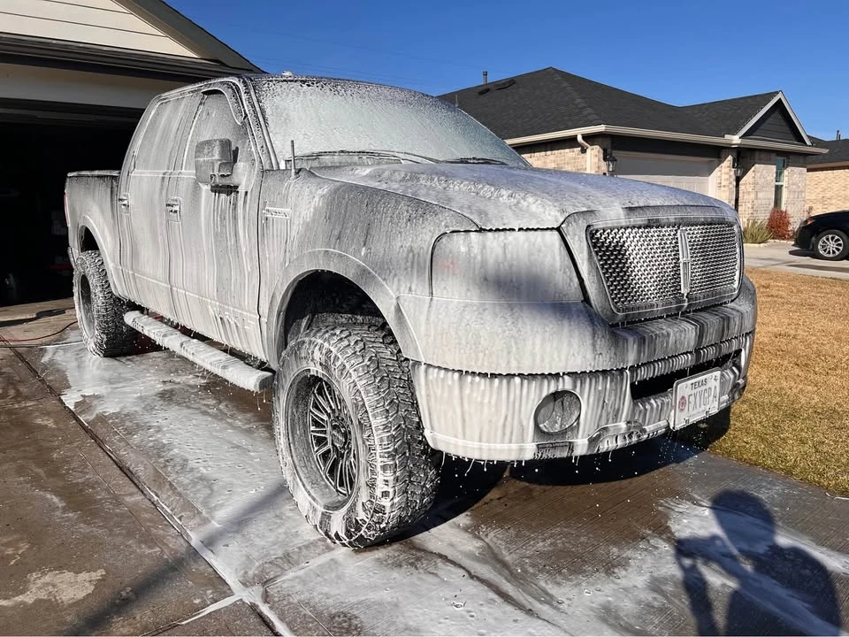2008 Lincoln Mark LT - Image 8 of 16