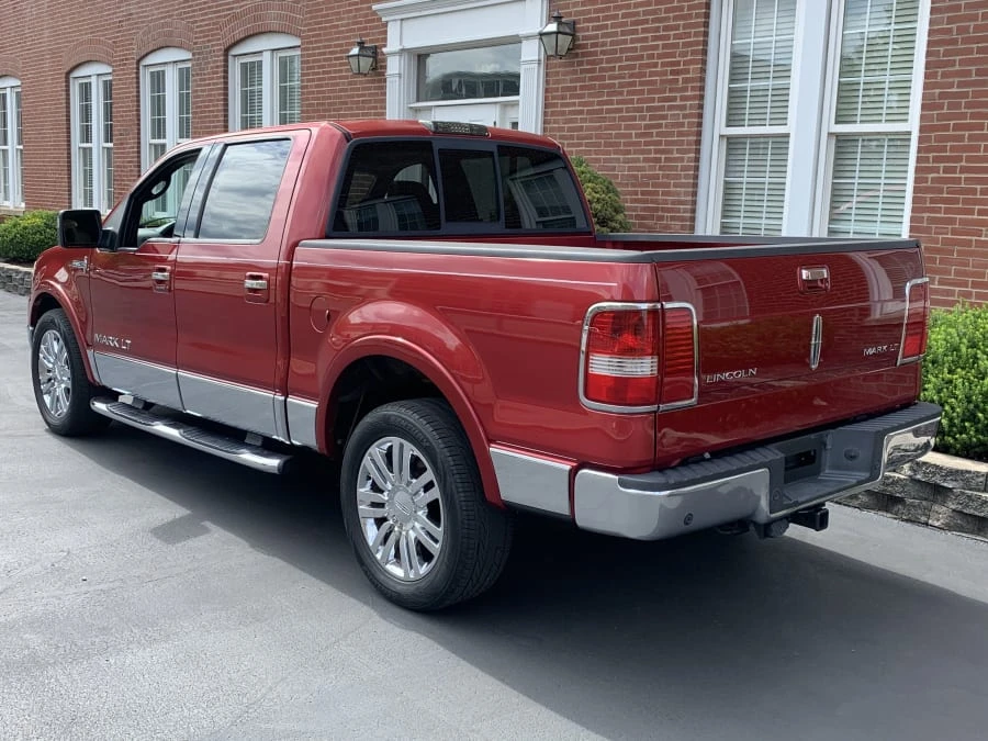 2008 Lincoln Mark LT - Image 3 of 9