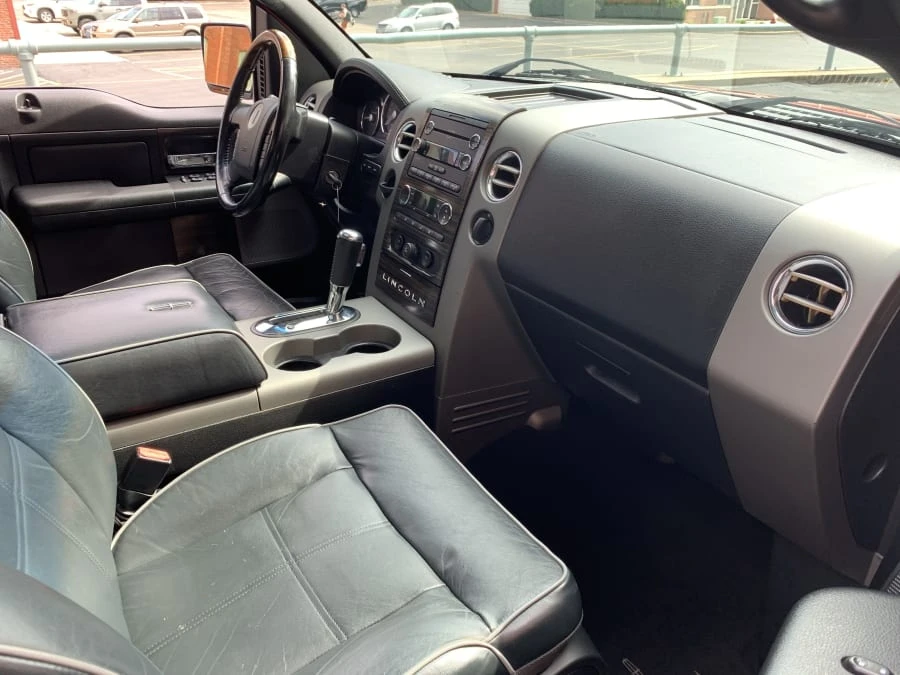 2008 Lincoln Mark LT - Image 6 of 9