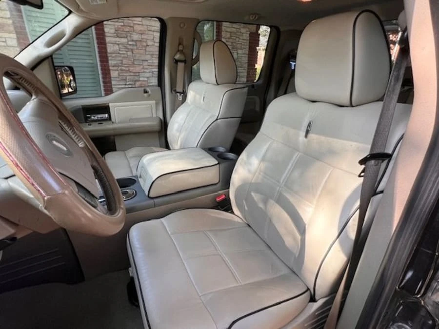 2008 Lincoln Mark LT - Image 12 of 22