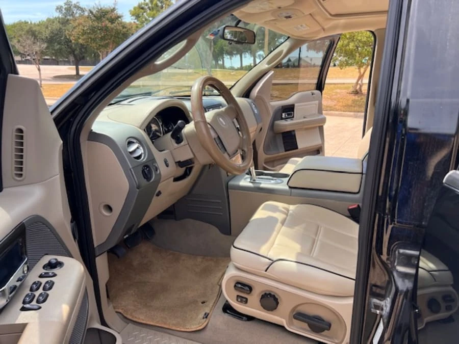 2008 Lincoln Mark LT - Image 21 of 22
