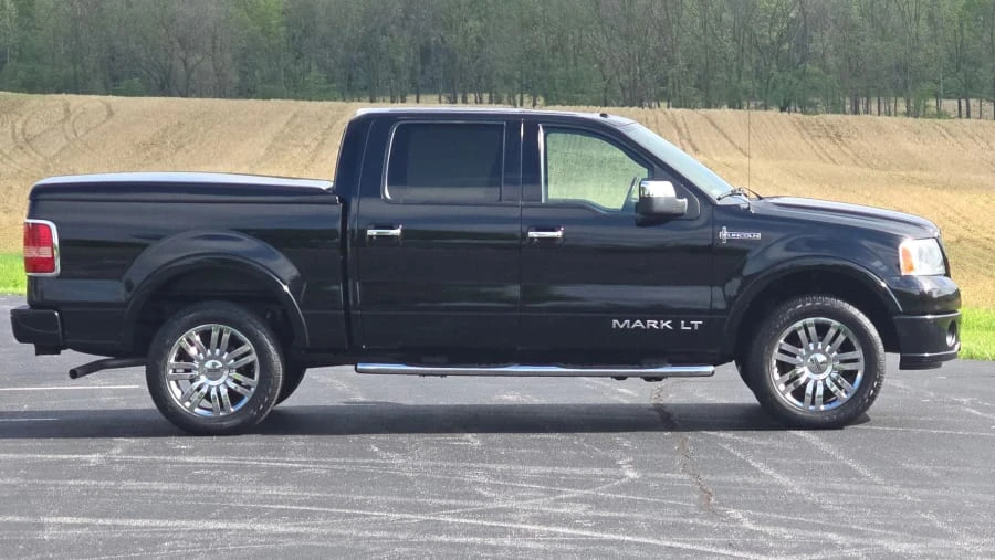 2008 Lincoln Mark LT - Image 9 of 20