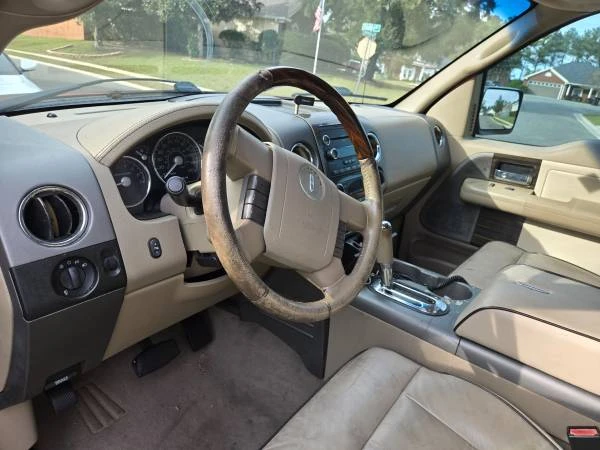 2008 Lincoln Mark LT - Image 6 of 9