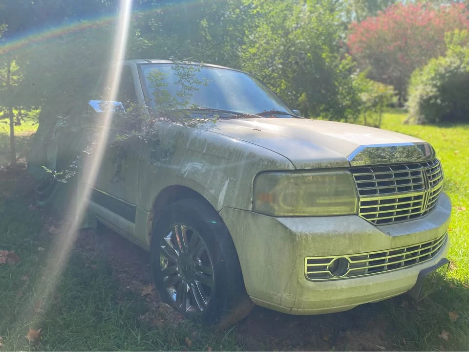 2008 Lincoln Navigator 3rd Gen - Image 3 of 3