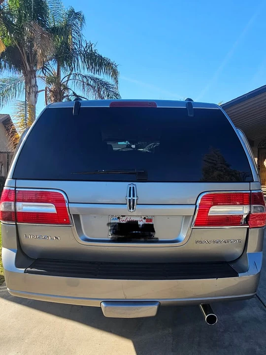2008 Lincoln Navigator 3rd Gen - Image 10 of 16