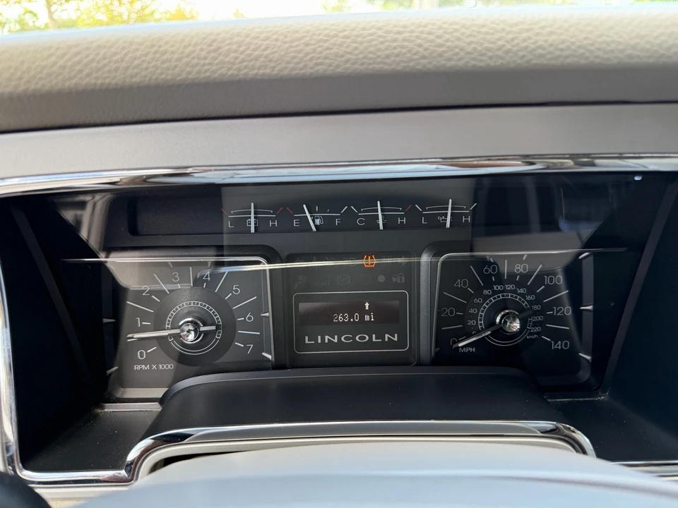 2008 Lincoln Navigator 3rd Gen - Image 6 of 13
