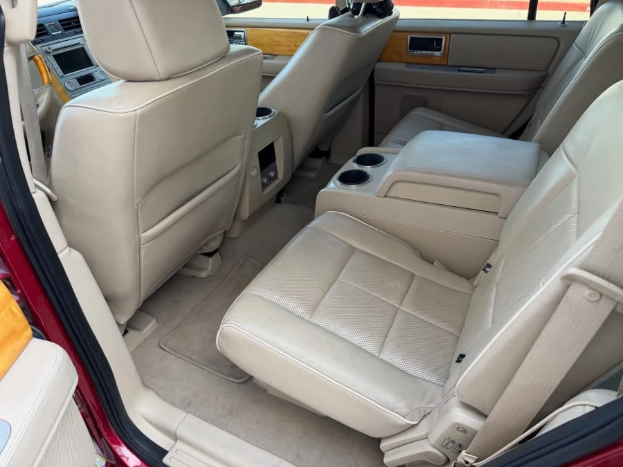 2008 Lincoln Navigator 3rd Gen - Image 26 of 31