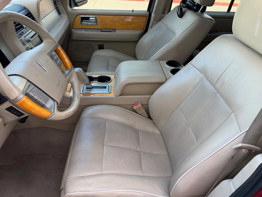 2008 Lincoln Navigator 3rd Gen - Image 31 of 31
