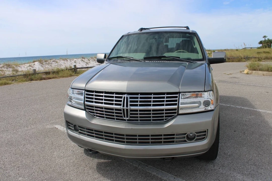 2008 Lincoln Navigator 3rd Gen - Image 21 of 21