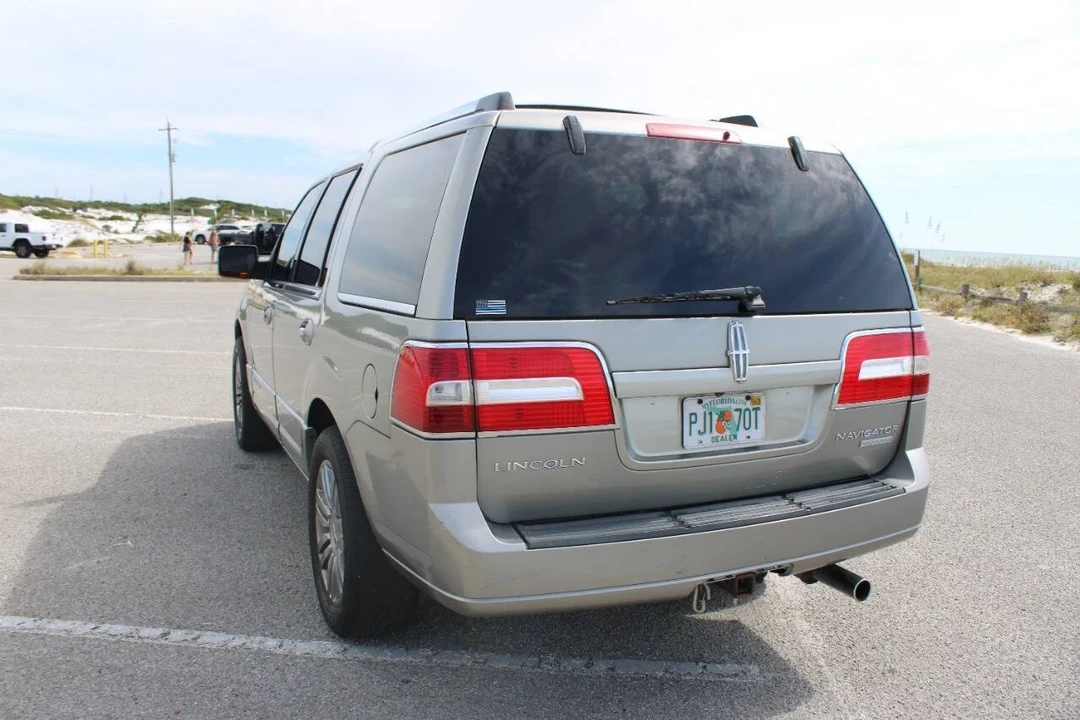 2008 Lincoln Navigator 3rd Gen - Image 7 of 21