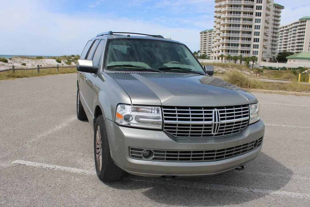 2008 Lincoln Navigator 3rd Gen - Image 19 of 21