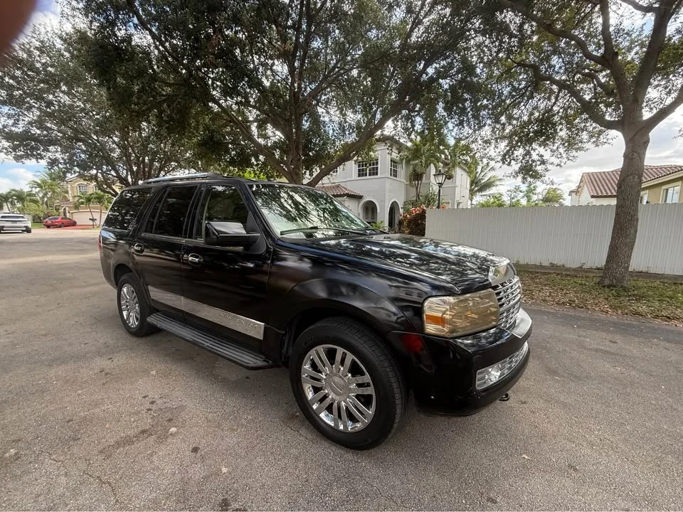 2008 Lincoln Navigator 3rd Gen - Image 8 of 12