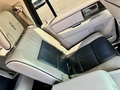 2008 Lincoln Navigator 3rd Gen - Image 11 of 17