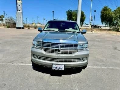 2008 Lincoln Navigator 3rd Gen - Image 3 of 17