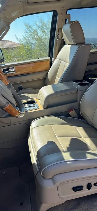 2008 Lincoln Navigator 3rd Gen - Image 16 of 19