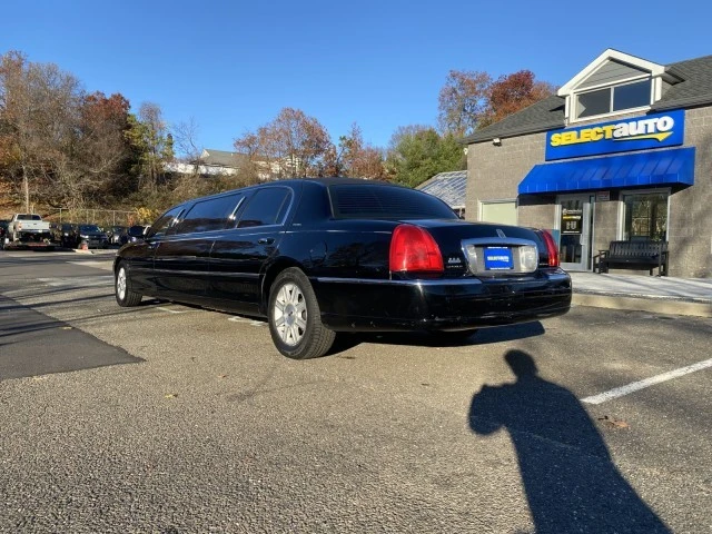 2008 Lincoln Town Car - Image 14 of 21