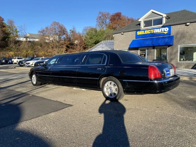 2008 Lincoln Town Car - Image 15 of 21