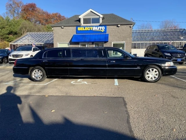 2008 Lincoln Town Car - Image 4 of 12