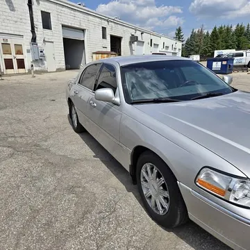 2008 Lincoln Town Car