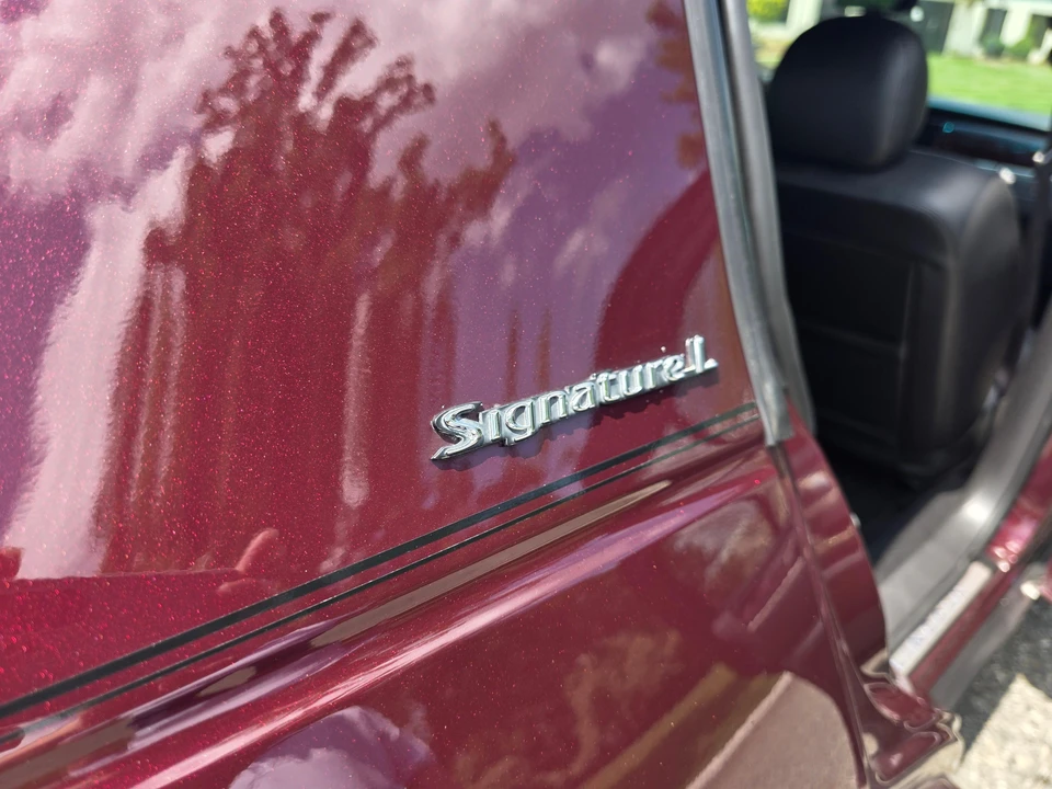2008 Lincoln Town Car - Image 18 of 31