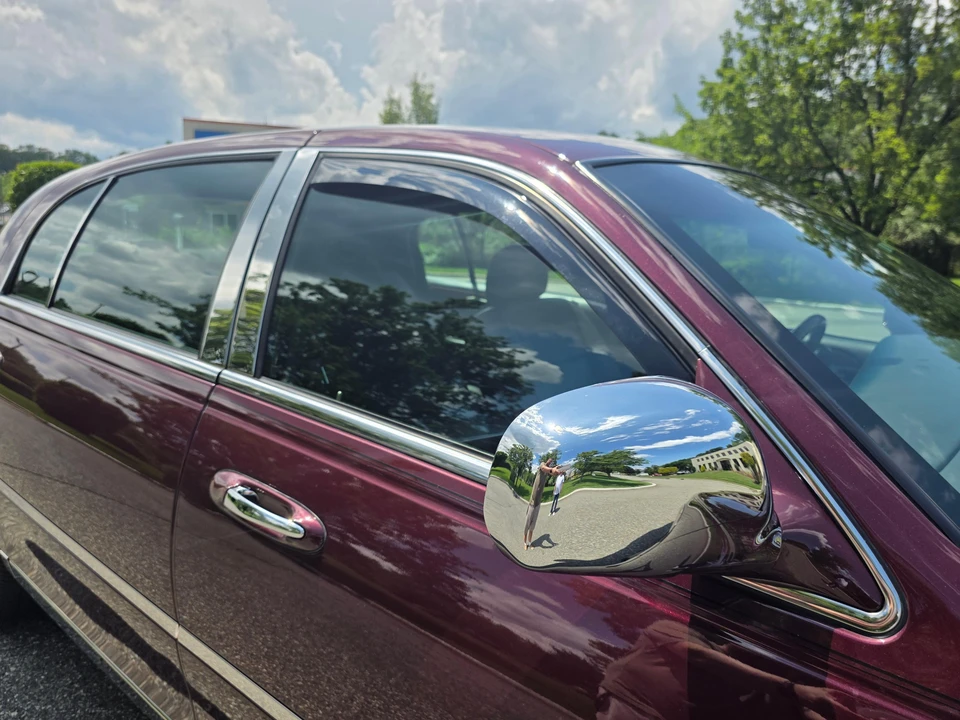 2008 Lincoln Town Car - Image 20 of 31