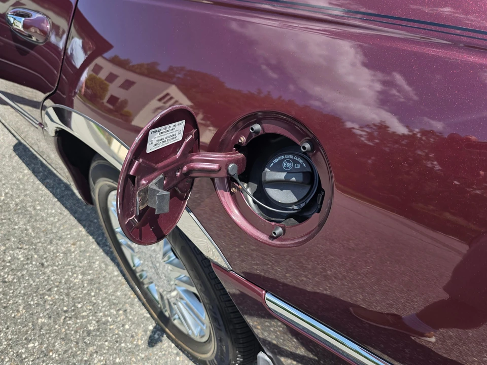 2008 Lincoln Town Car - Image 17 of 31
