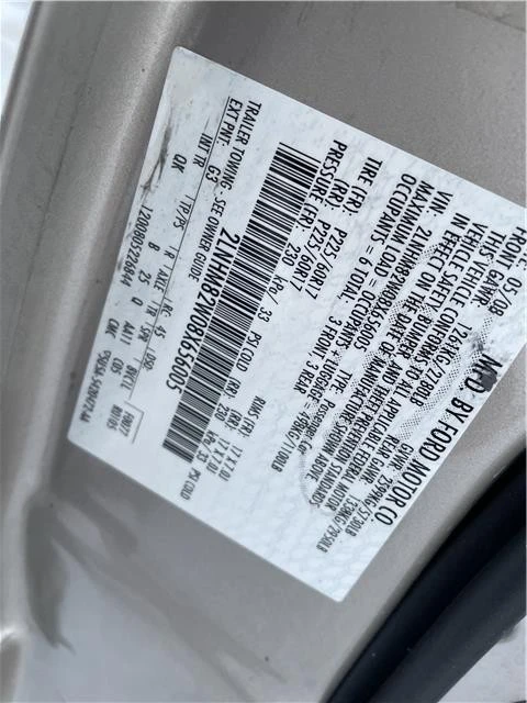 2008 Lincoln Town Car - Image 2 of 21