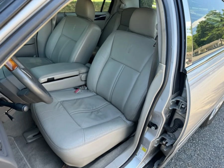 2008 Lincoln Town Car - Image 13 of 25
