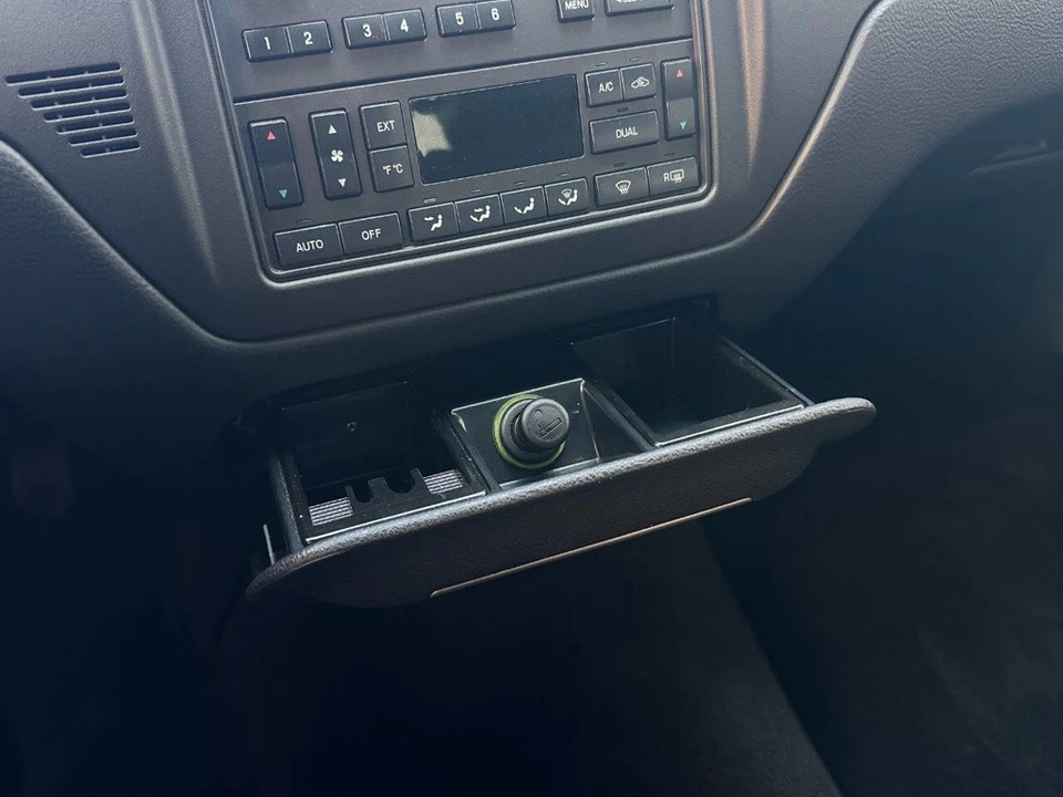 2008 Lincoln Town Car - Image 19 of 24