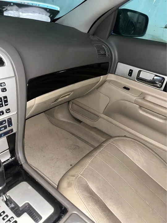 2008 Lincoln LS - Image 6 of 12