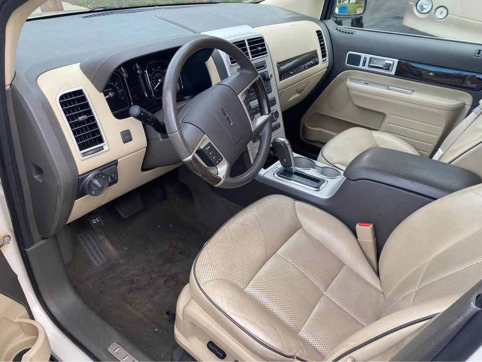2008 Lincoln MKS - Image 10 of 11