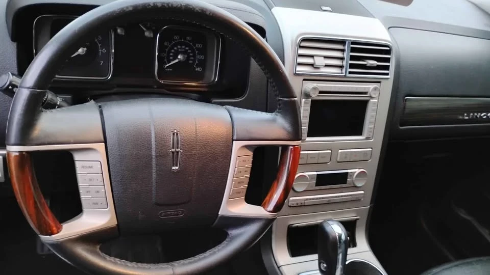 2008 Lincoln MKX - Image 7 of 8