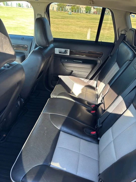 2008 Lincoln MKX - Image 9 of 13