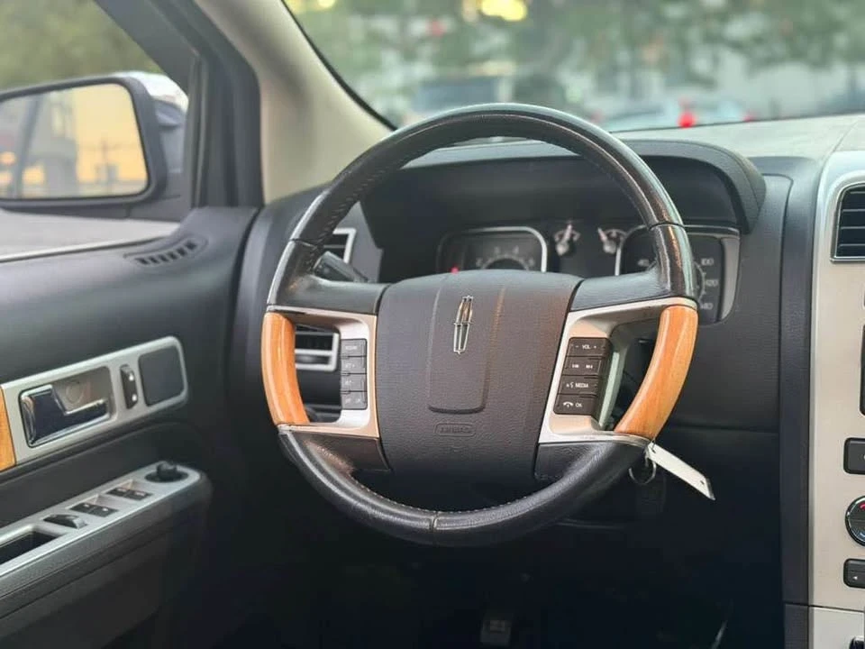 2008 Lincoln MKX - Image 11 of 18