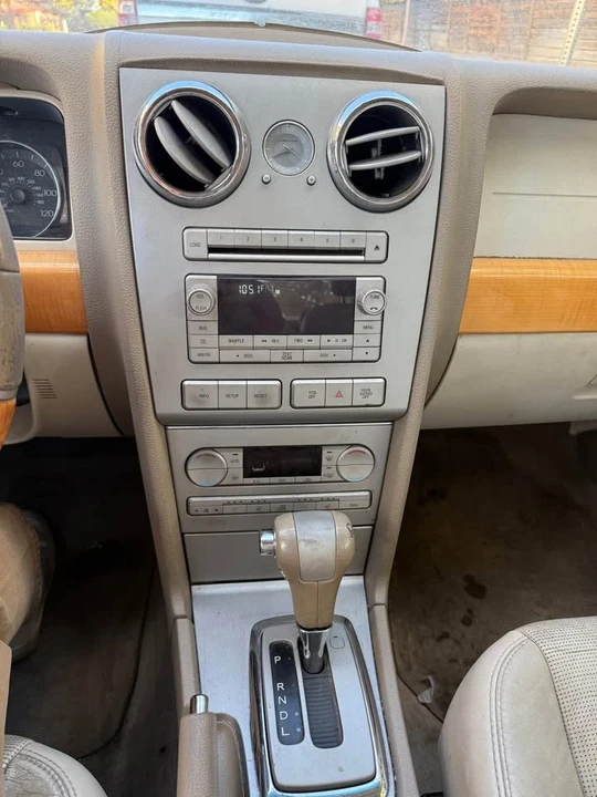 2008 Lincoln MKZ - Image 9 of 13