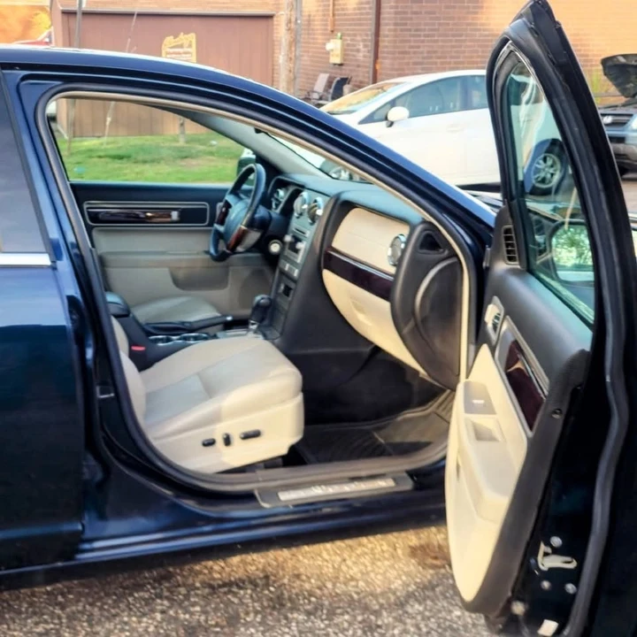 2008 Lincoln MKZ - Image 16 of 17