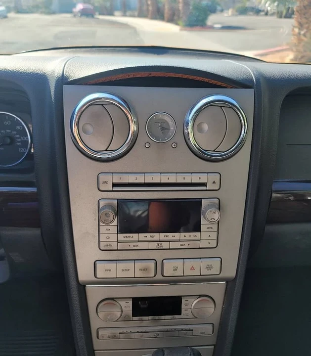 2008 Lincoln MKZ - Image 14 of 16