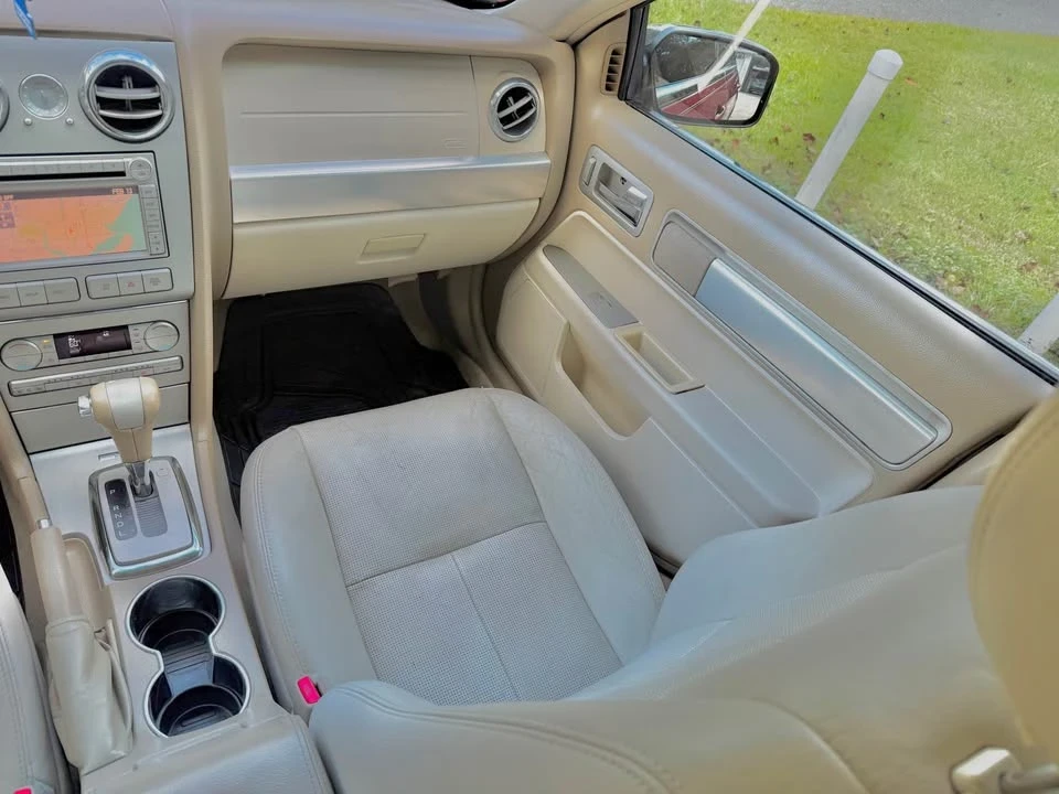 2008 Lincoln MKZ - Image 11 of 19