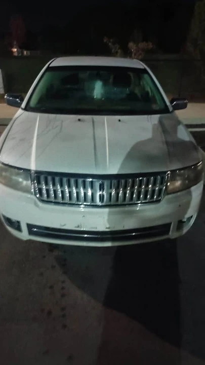 2008 Lincoln MKZ - Image 2 of 2