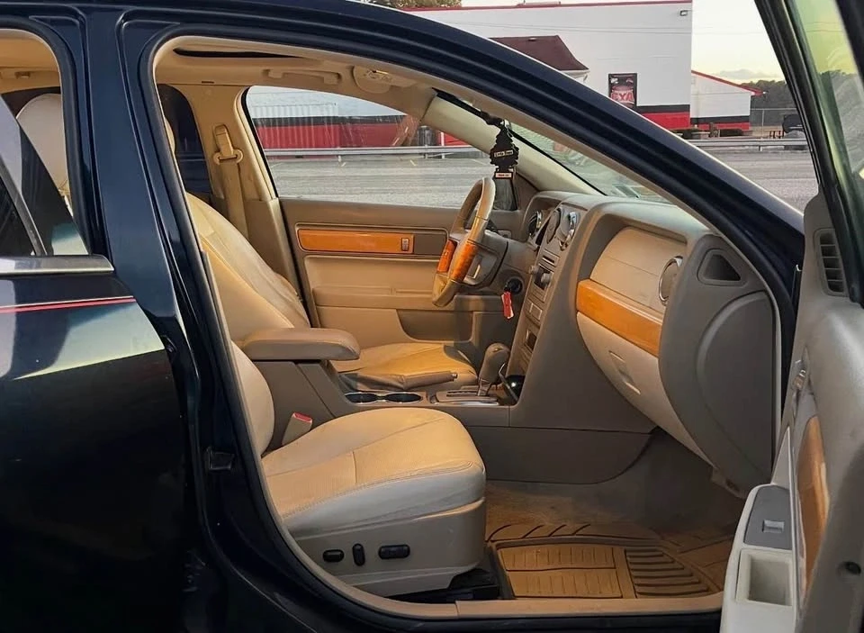 2008 Lincoln MKZ - Image 6 of 12