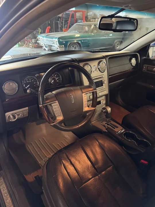 2008 Lincoln MKZ - Image 12 of 17