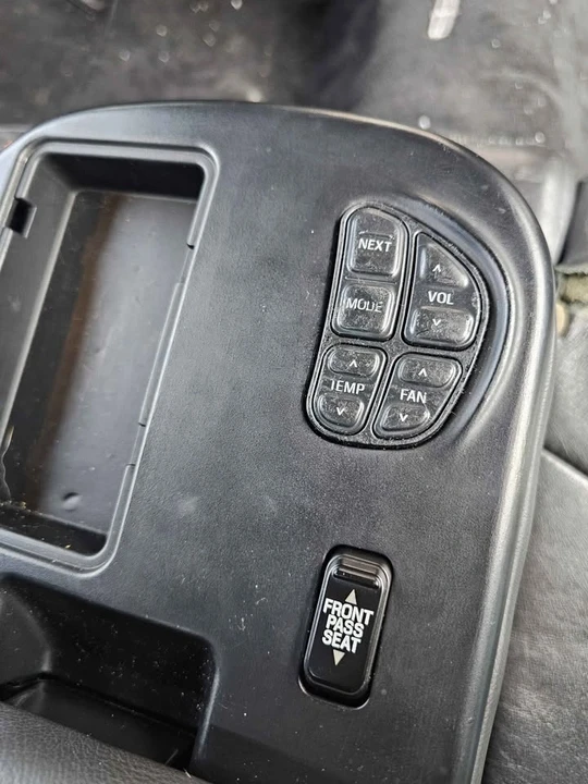 2008 Lincoln Town Car - Image 9 of 19