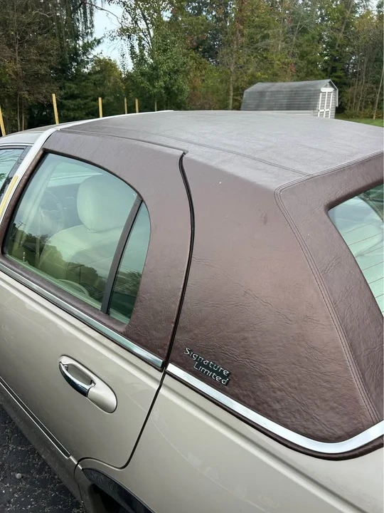 2008 Lincoln Town Car - Image 5 of 16