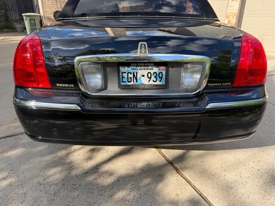 2008 Lincoln Town Car - Image 3 of 14