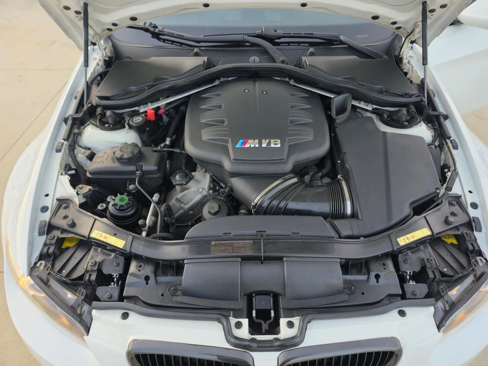2008 BMW E90 M3 Sedan - Image 9 of 17