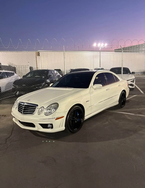 2008 Mercedes-Benz W211 E 55 & E 63 AMG - Image 3 of 4