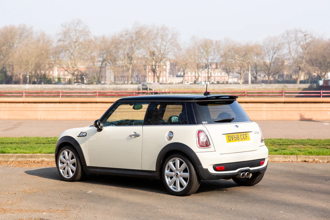 2008 Mini Mini 2nd Gen - Image 8 of 31