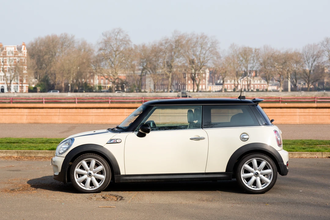 2008 Mini Mini 2nd Gen - Image 18 of 31