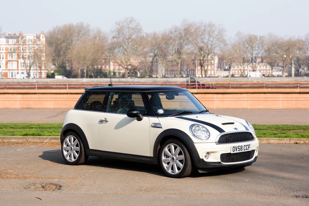 2008 Mini Mini 2nd Gen - Image 14 of 31