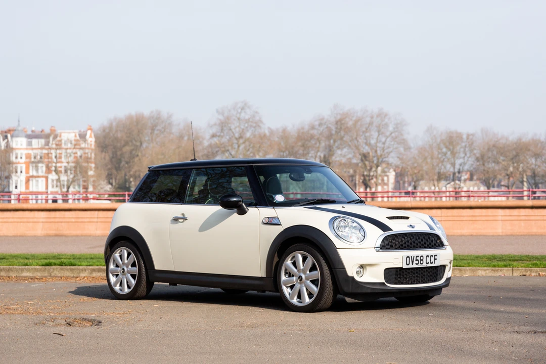 2008 Mini Mini 2nd Gen - Image 13 of 31